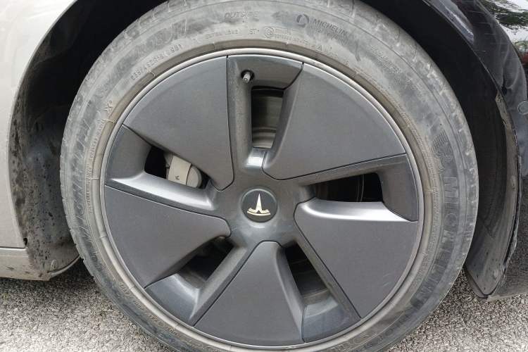 Used Tesla Model 3 2022 Rear-Wheel-Drive Version
