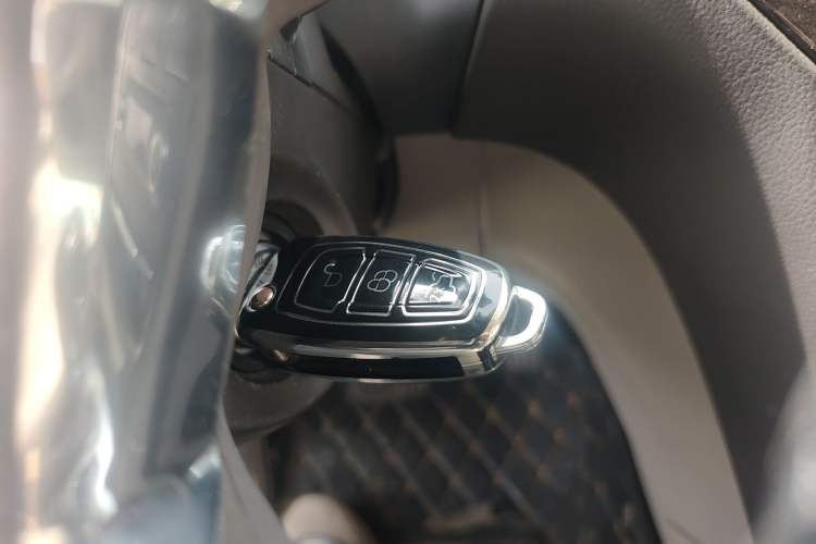 Used Ford Mondeo 2011 2.0L GTDi 200 Fashion Edition