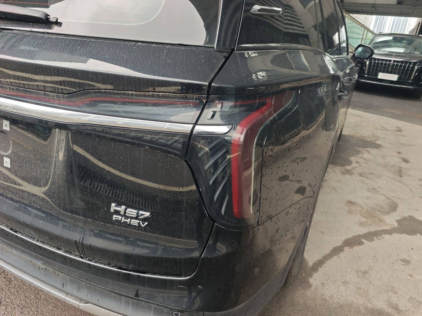 Hongqi HS7 PHEV 2024 2.0T PHEV Four-Wheel Drive Flagship Edition 6 Seats — снимка 9