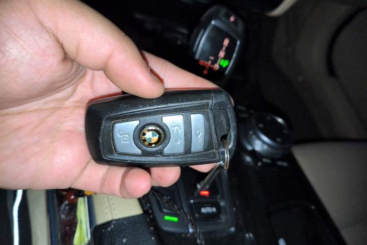 Used BMW 5 Series 2012 523Li Luxury Model Vehicle Key