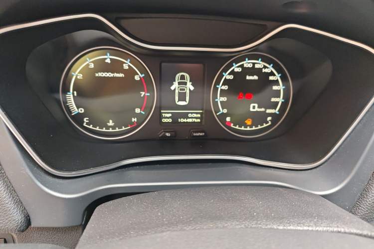 Used Geely Auto Vision X6 2016 1.8L Manual Luxury Model
