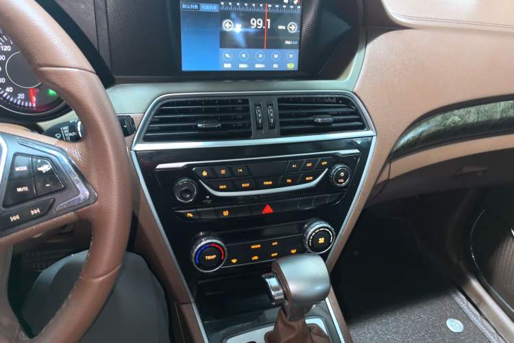 Used Leopaard CS10 2017 2.0T Automatic Luxury Model