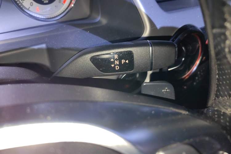 Used Mercedes-Benz GLK-Class 2015 GLK 300 4MATIC Fashion Edition Ultimate Version
