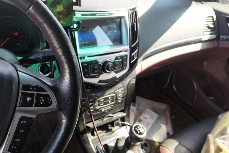 Used BYD Surui 2015 1.5L Manual Luxury Model
