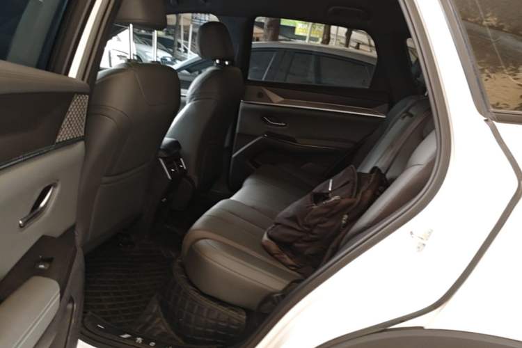 Used BYD Song Pro New Energy 2025 2nd Generation Intelligent Driving Version DM-i 75KM Leading Edition
