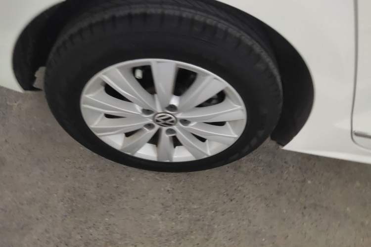 Used Volkswagen Sagitar 2015 230TSI Manual Comfort Version