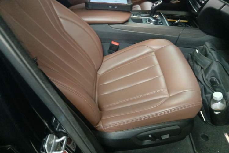 Used BMW X5 2017 xDrive35i 3.0T Automatic with M Sport Package Middle East
