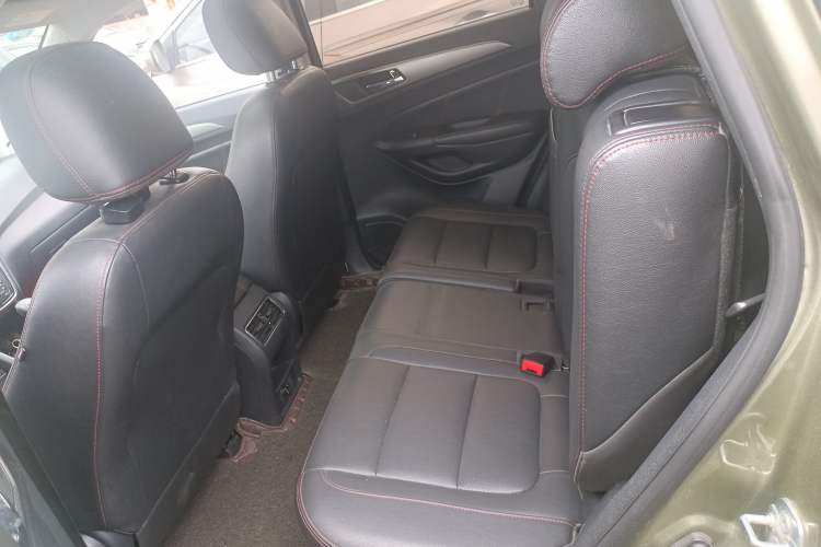 Used CHANGAN CS75 2016 1.8T Automatic Elite Model China IV Standard Left Rear Seat