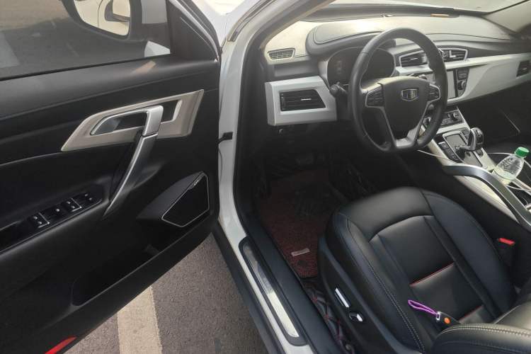 Used Geely Auto Emgrand X7 Sport 2020 1.8TD DCT Two-Wheel Drive Smart Connect 4G-Enabled Version