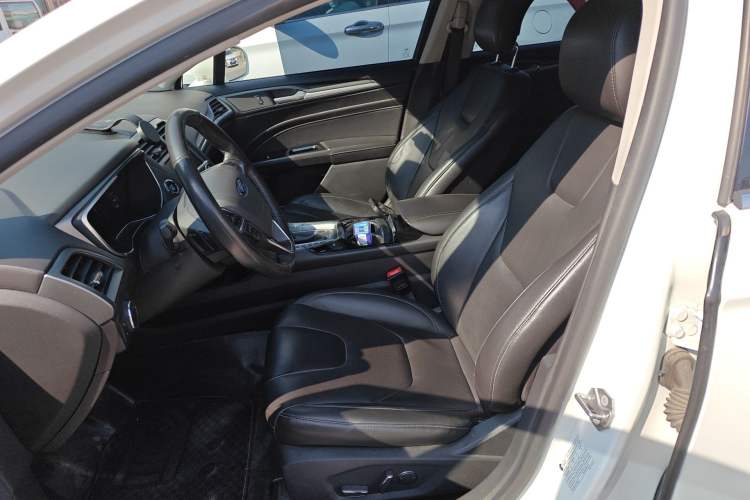 Used Ford Mondeo 2013 2.0L GTDi240 Luxury Sport Model
