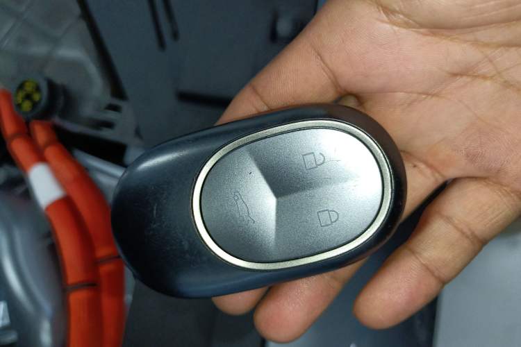 Used Nio ET7 2024 75 kWh Executive Signature Edition Vehicle Key