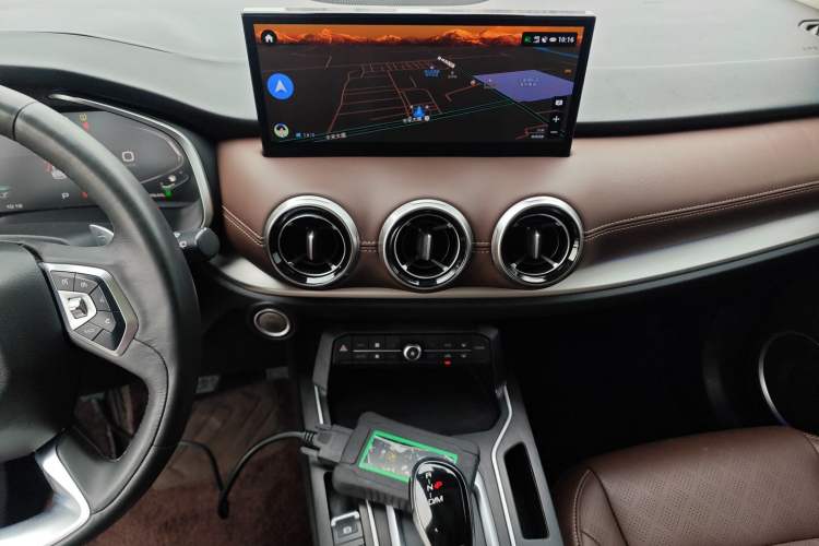 Used Wey VV6 2021 2.0T Two-Wheel Drive Smart Protection+