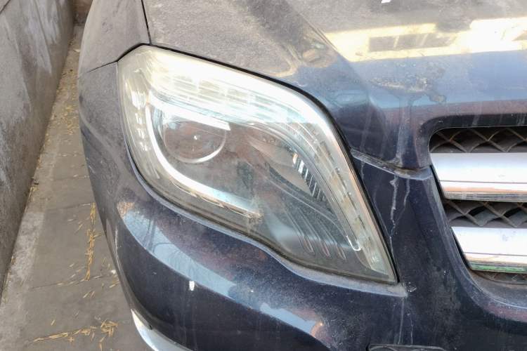 Used Mercedes-Benz GLK-Class 2013 GLK 300 4MATIC Dynamic Sunroof Model