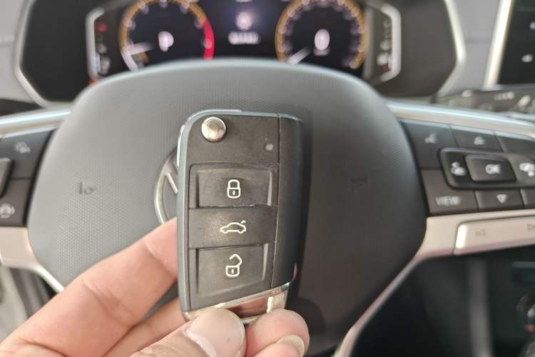 Used Volkswagen Lavida 2023 1.5L Automatic 5 Million Edition Vehicle Key