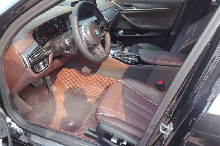 Used BMW 5 Series 2021 530Li Leading Model M Sport Package