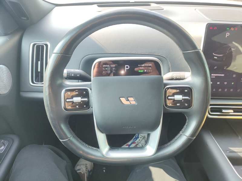 Used Li Auto L8 2023 Pro Model — 10