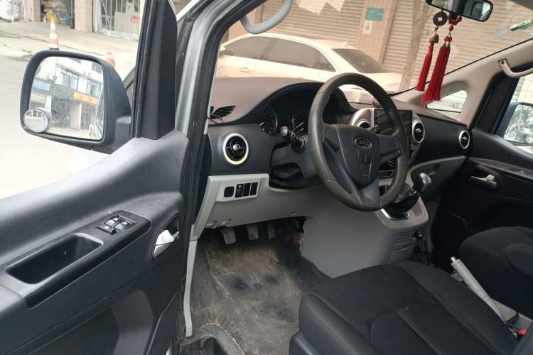 Used JAC Refine M3 2018 1.6L Express Edition 7-Seater
