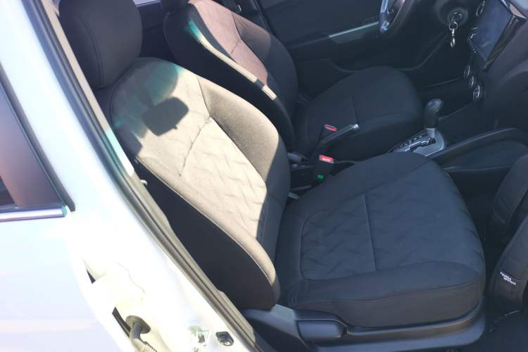 Used Kia K2 2015 Sedan 1.4L Automatic GLS
