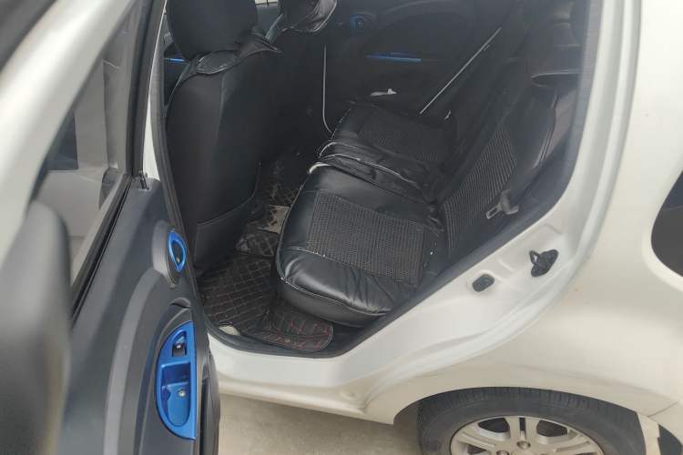 Used JMEV E200L 2018 E200L Standard Model (250 km)
