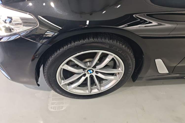 Used BMW 5 Series 2020 525Li M Sport Package