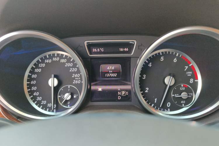 Used Mercedes-Benz M-Class 2012 ML 350 Sport Edition Instrument Cluster