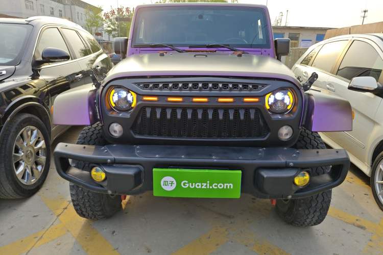 Used Jeep Wrangler 2014 3.0L Sahara Four-Door Edition
