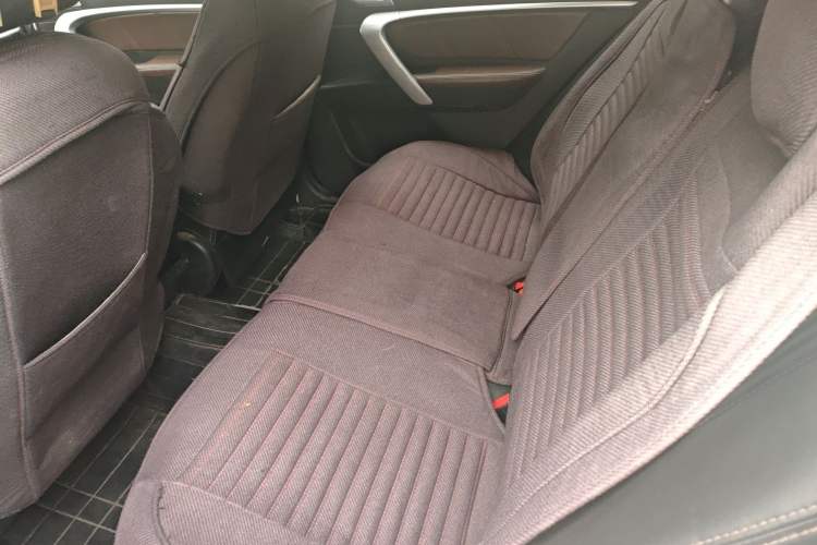 Used Geely Auto Emgrand 2017 Hatchback RS Million Edition 1.5L CVT Upward Version
