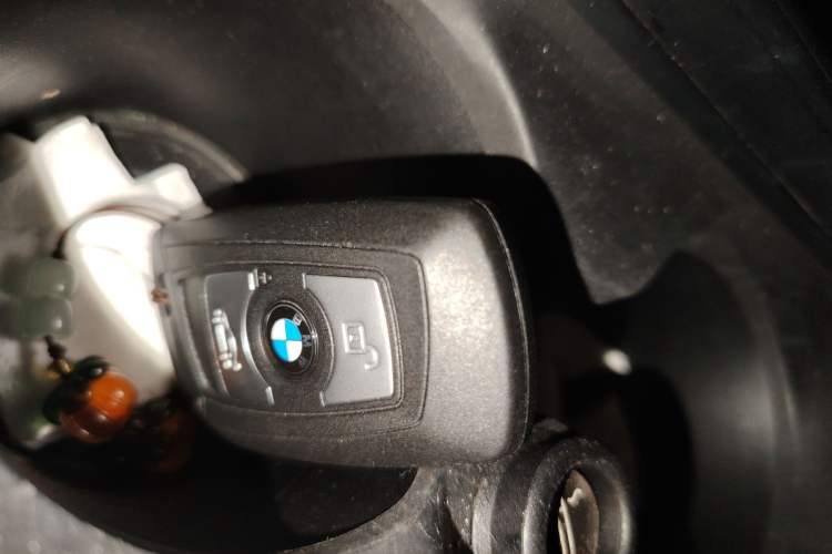 Used BMW 3 Series 2017 320Li Fashion Model
