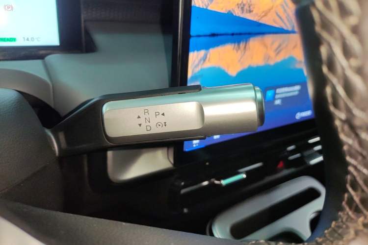 Used AION Y 2023 Younger Gear Lever