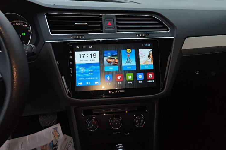 Used Volkswagen Tiguan L 2017 330TSI Automatic Two-Wheel Drive Luxury Edition