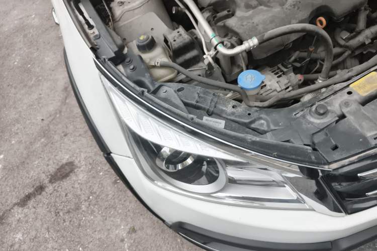 Used Venucia T70X 2015 2.0L CVT SmartFun Sport Edition