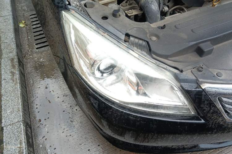 Used CHANGAN Raeton 2013 1.8T Automatic Elite Model China IV Standard
