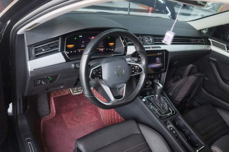 Used Volkswagen Magotan 2023 2 Million Units Limited-Edition 280TSI DSG Comfort Version Steering Wheel