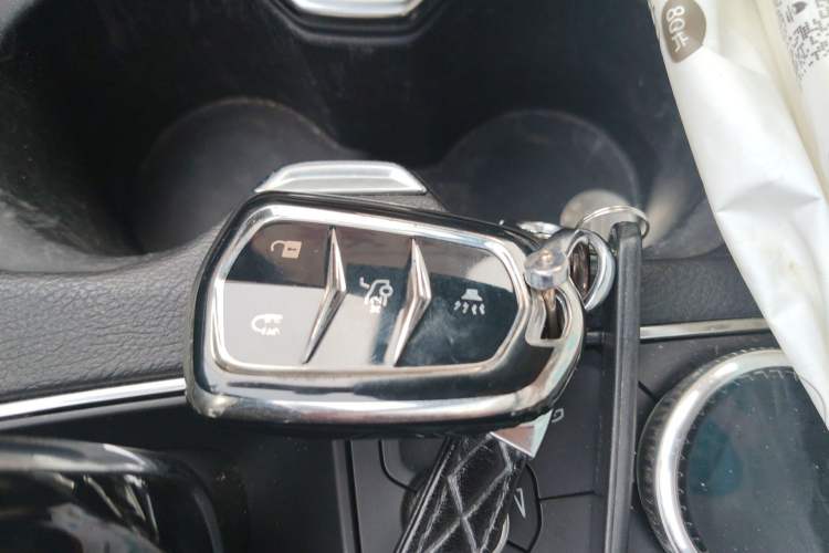 Used Cadillac XT4 2022 28T Two-Wheel Drive Prestige Version Vehicle Key