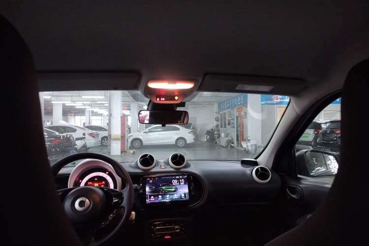 Used smart forfour 2016 1.0L 52 kW Dynamic Edition