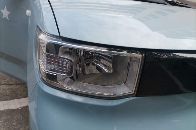 Used Wuling Hongguang MINIEV 2022 Enjoy Edition Lithium Iron Phosphate Right Front Headlight