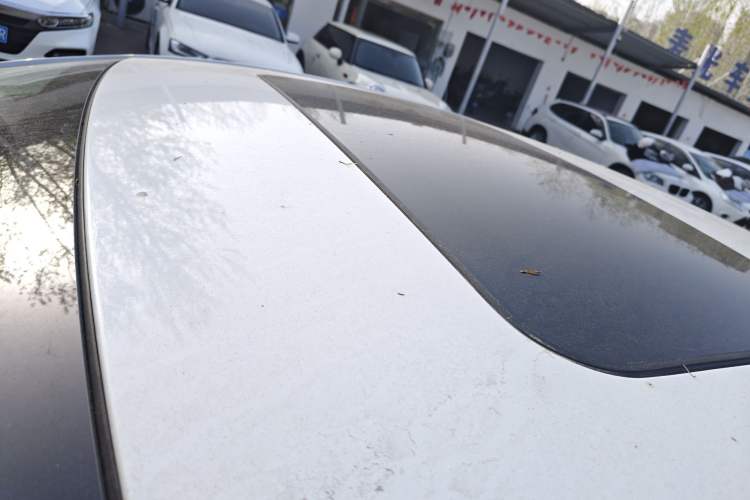 Used Hyundai Elantra (6th Generation / Lingdong) 2020 1.5L CVT Smart & Stylish – Elite Version Roof