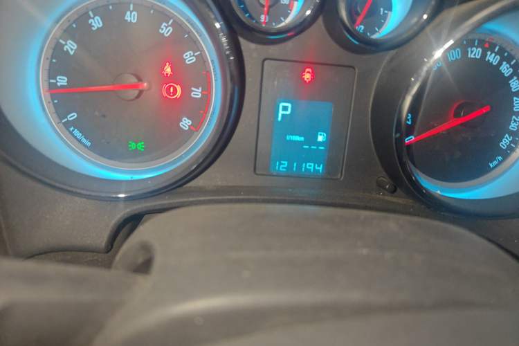 Used Buick GT 2013 GT 1.8L Automatic Fashion Edition
