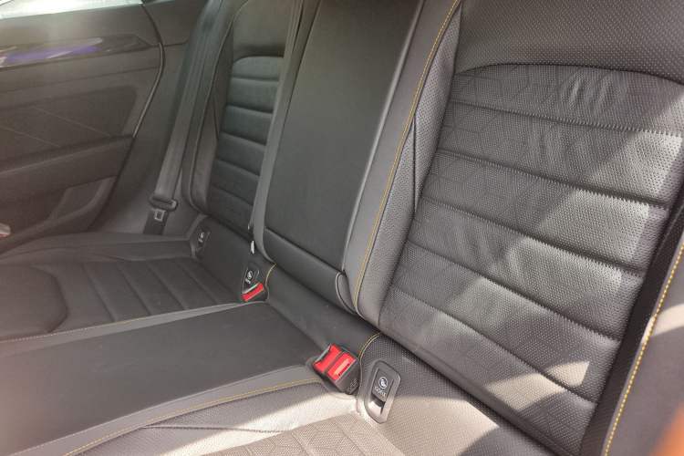 Used Volkswagen FAW-Volkswagen CC 2025 380TSI Striking All-Inclusive Edition Left Rear Seat