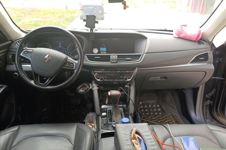 Used BORGWARD BX7 2016 28T 2WD Elite Edition 5-seater
