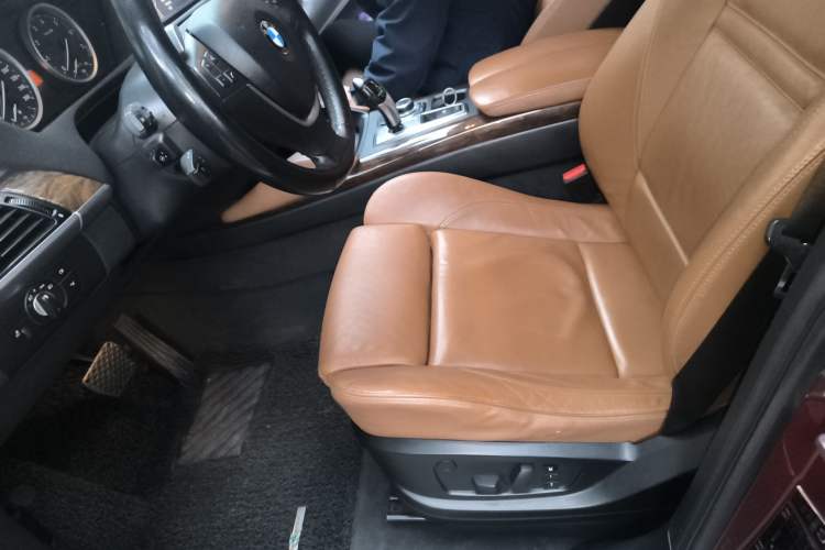 Used BMW X6 2011 xDrive35i
