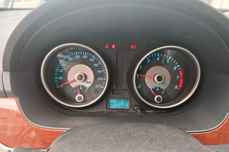 Used Buick Excelle 2013 1.5L Automatic Luxury Model Instrument Cluster