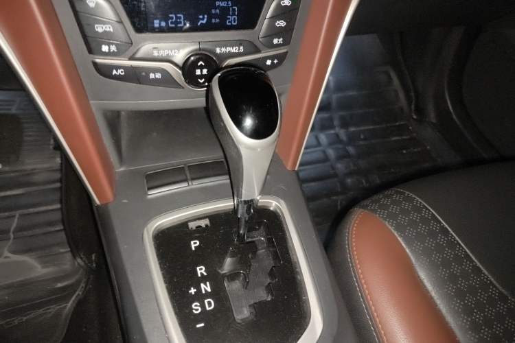 Used BYD G5 2014 1.5TID Automatic Flagship Model