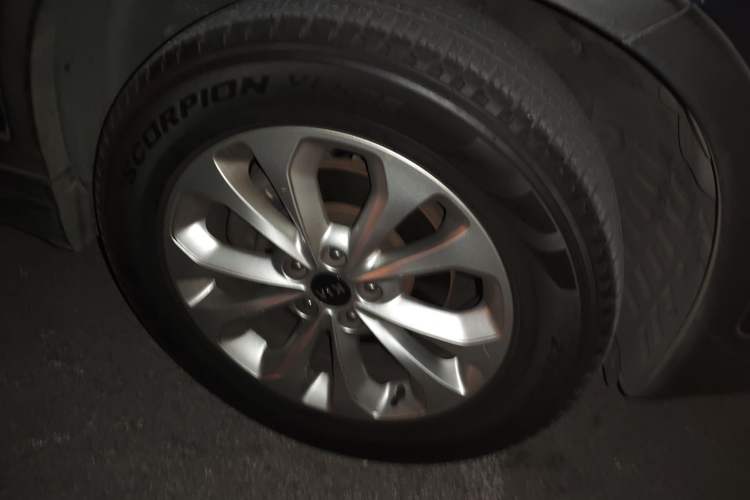 Used Kia Sorento 2013 2.4L 5-seat Gasoline Luxury Edition
