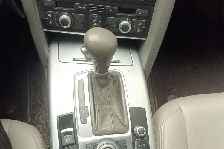 Used Audi A6L 2011 2.0 TFSI Automatic Standard Edition