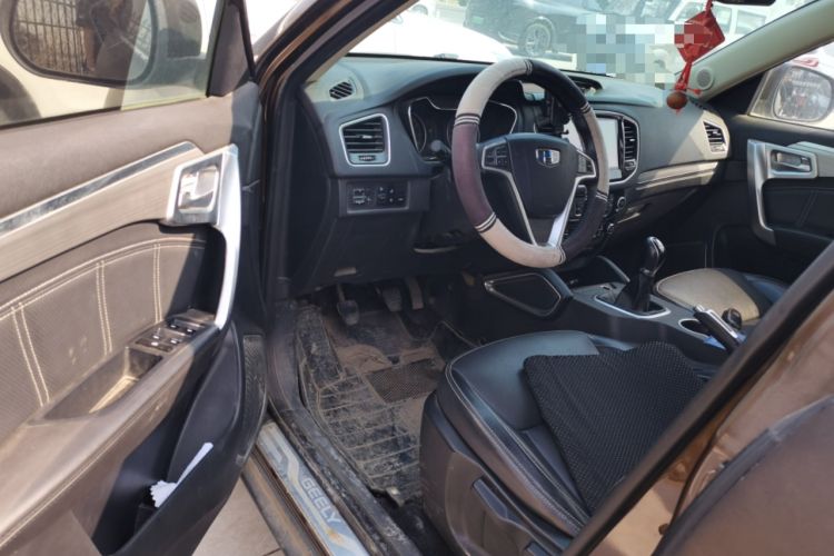 Used Geely Auto Vision X6 2016 1.8L Manual Luxury Model Driver Seat