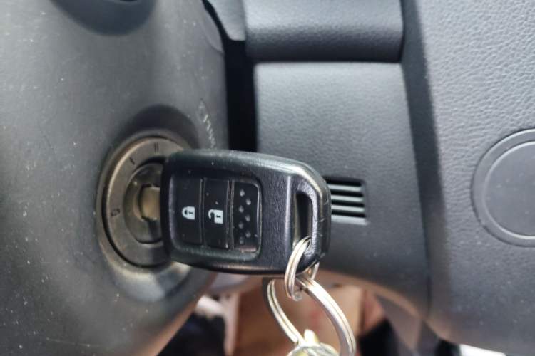 Used Honda Fit 2016 1.5L SES CVT Fashion Sunroof Edition Vehicle Key