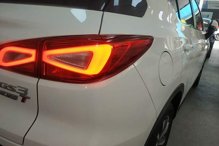 Used GAC Trumpchi GS3 2019 235T Automatic Elite Edition Right Rear Taillight