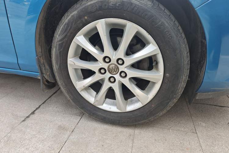 Used Buick GT 2012 XT 1.6L Manual Entry-Level Model