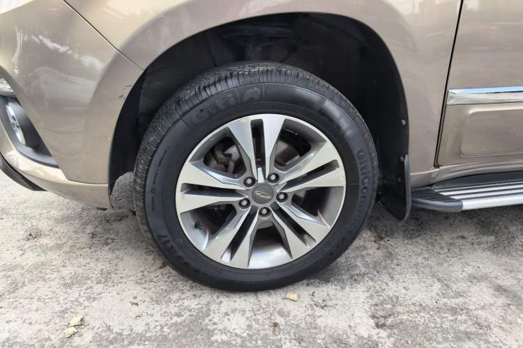 Used Chery Tiggo 3 2015 1.6L Manual Zhishang Commemorative Edition Left Front Wheel Hub